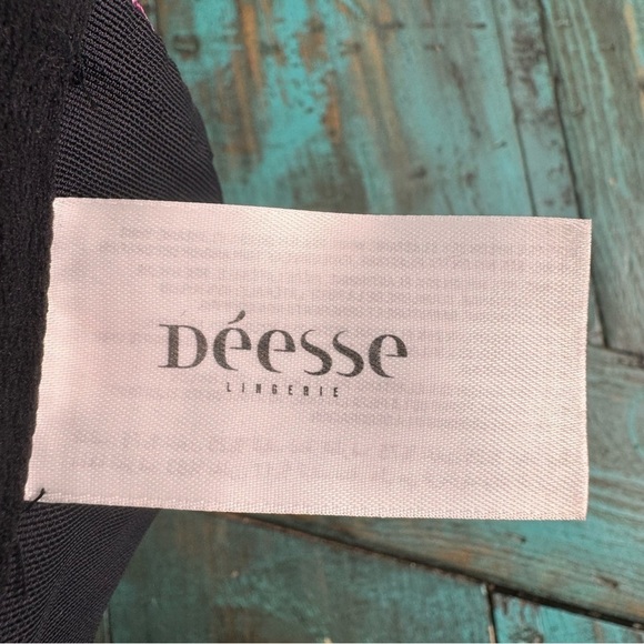 Pennington's Deesse Plunge Floral Bra Front Closure Size 44DD - Picture 8 of 9